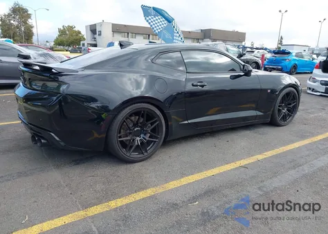 2016 Chevrolet Camaro 2Ss z USA, uszkodzony, nr VIN 1G1FH1R75G0188459